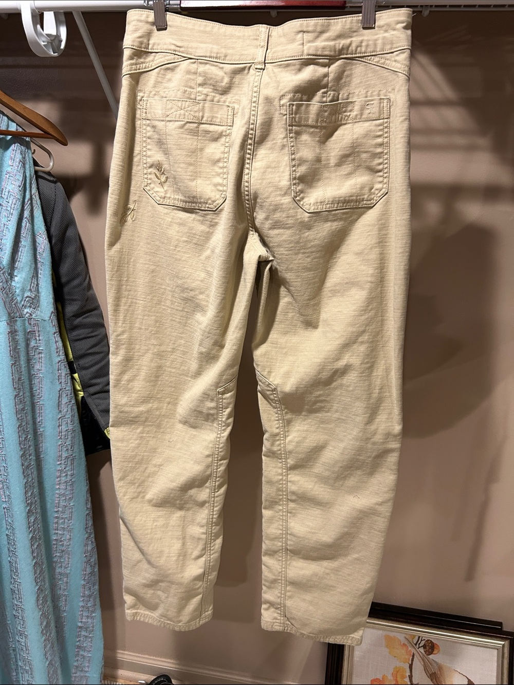 Pilcro the wanderer denim distressed patch and embroidered jeans - Picture 10 of 10